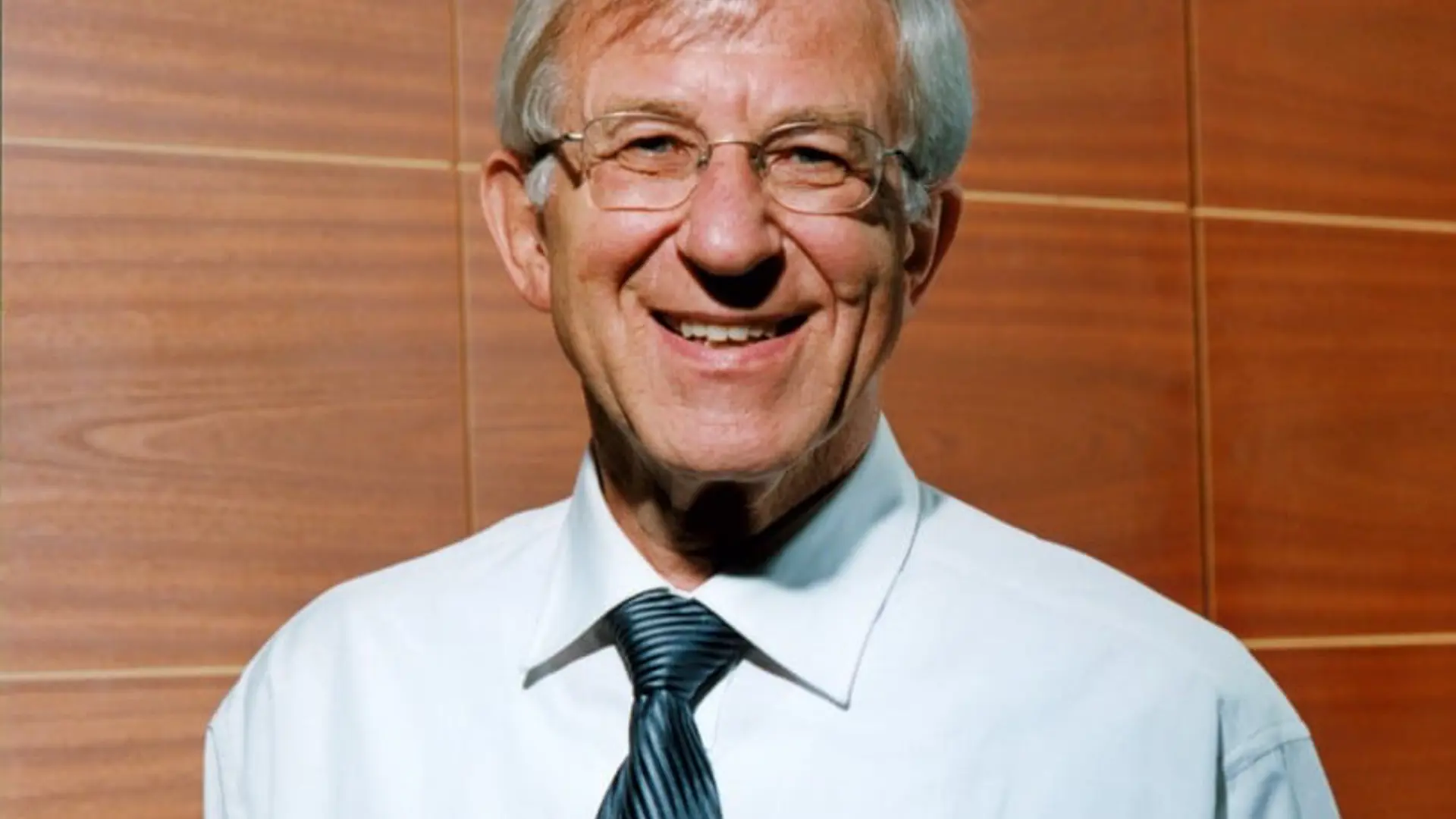 Dr.