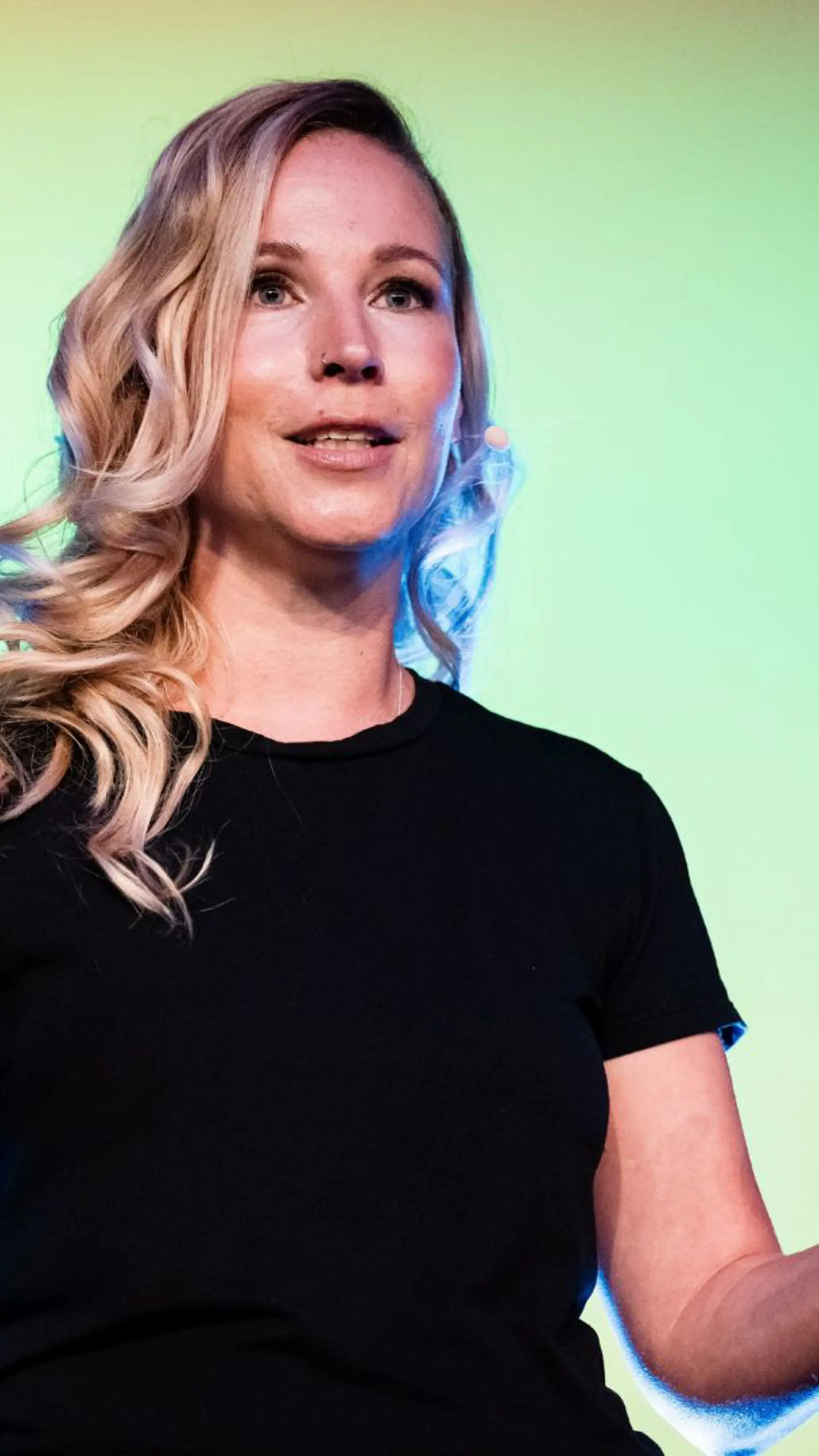 Fränzi Kühne - <p>Gründerin, Ex-CDO, Aufsichtsrätin, Autorin sowie gefragte Speakerin und Moderatorin für Digitalisierung und moderne Führung</p>