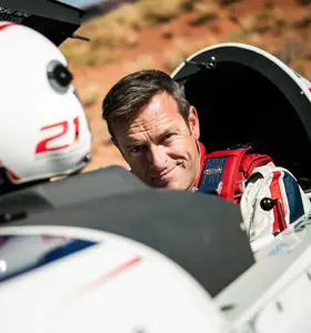 Matthias Dolderer - Air-Race-Weltmeister-Pilot, Experte für Risk Management, Teamwork &amp; Motivation weckt Ambitionen und Ehrgeiz.